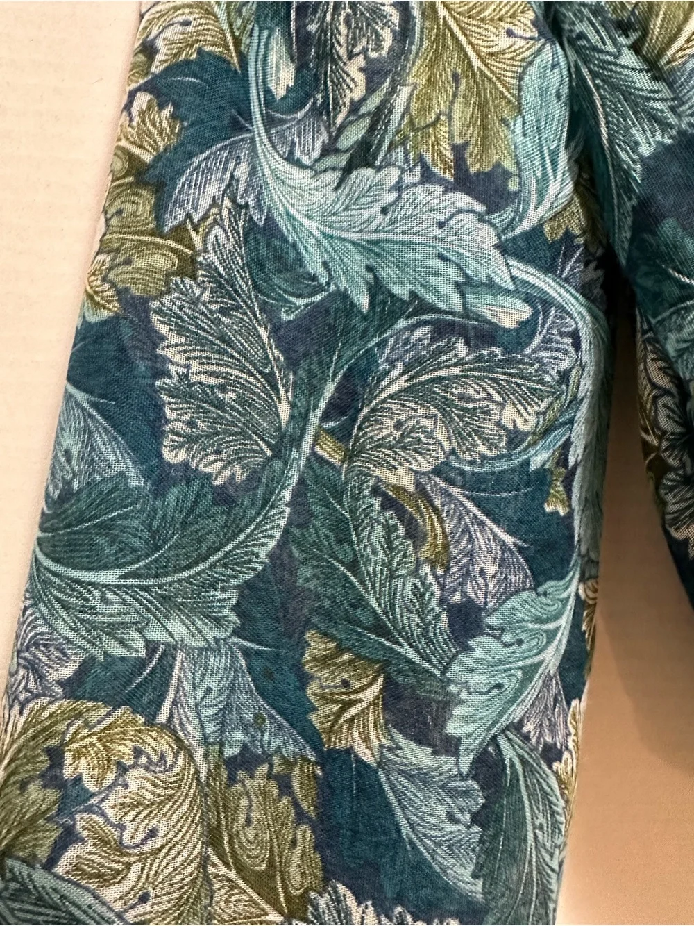 Beautiful Paisley Print Teal & Green Scarf